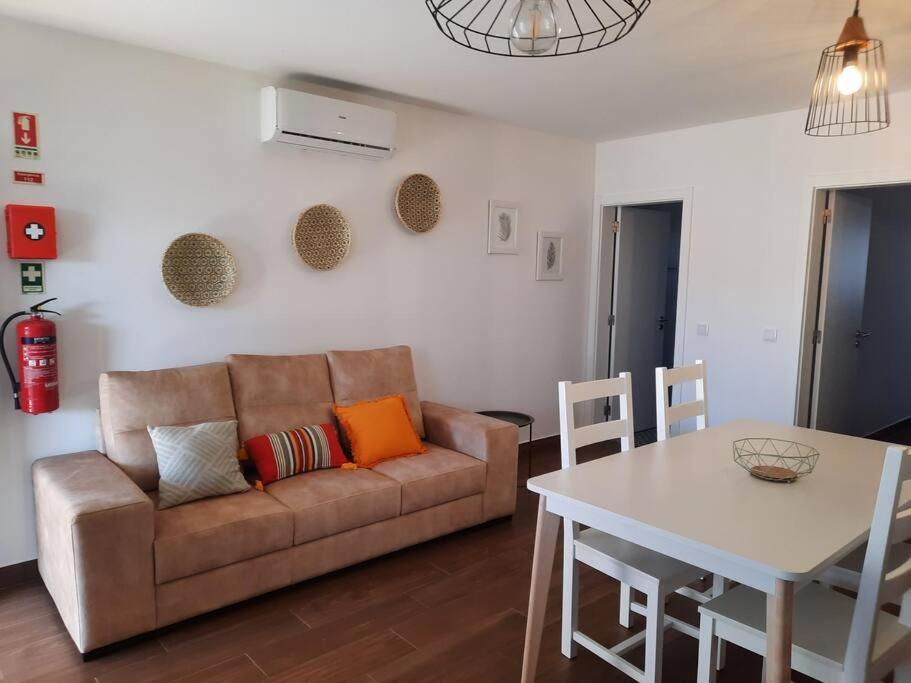 Sado House 3 Villa กอมปอร์ตา ภายนอก รูปภาพ